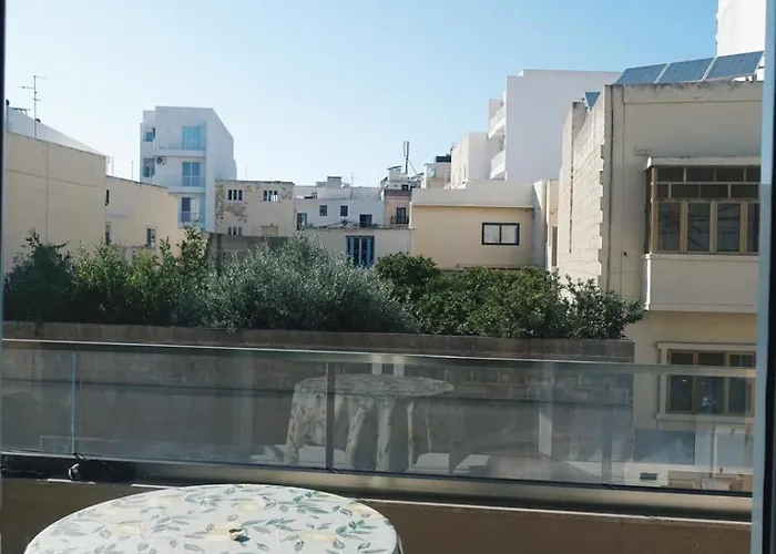 Bright Spacious In The Heart Of Malta Lejlighed Dingli